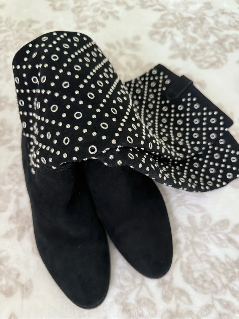 EUC Michael Kors Sally Studded Women Boots Black Suede Knee High
